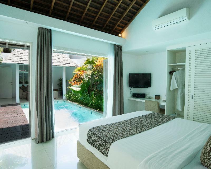 ホテル Collection O 20 Astana Kunti Seminyak エクステリア 写真